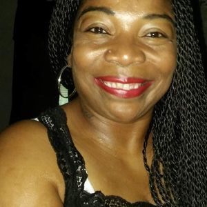 Meet your Posher, Mae